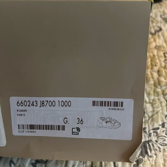 GUCCI Rubber Mini Double G Womens Dad Sandals size 36 in Black. - Picture 8 of 8